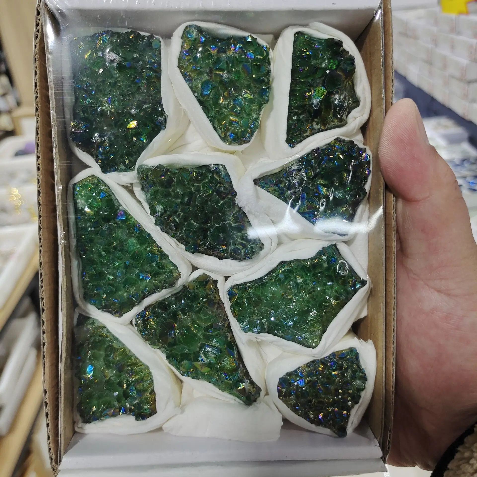 1box Crystal Klastra Liečivé Kamene Vzor Domáce Dekorácie Remesiel zelená Výzdoba 0