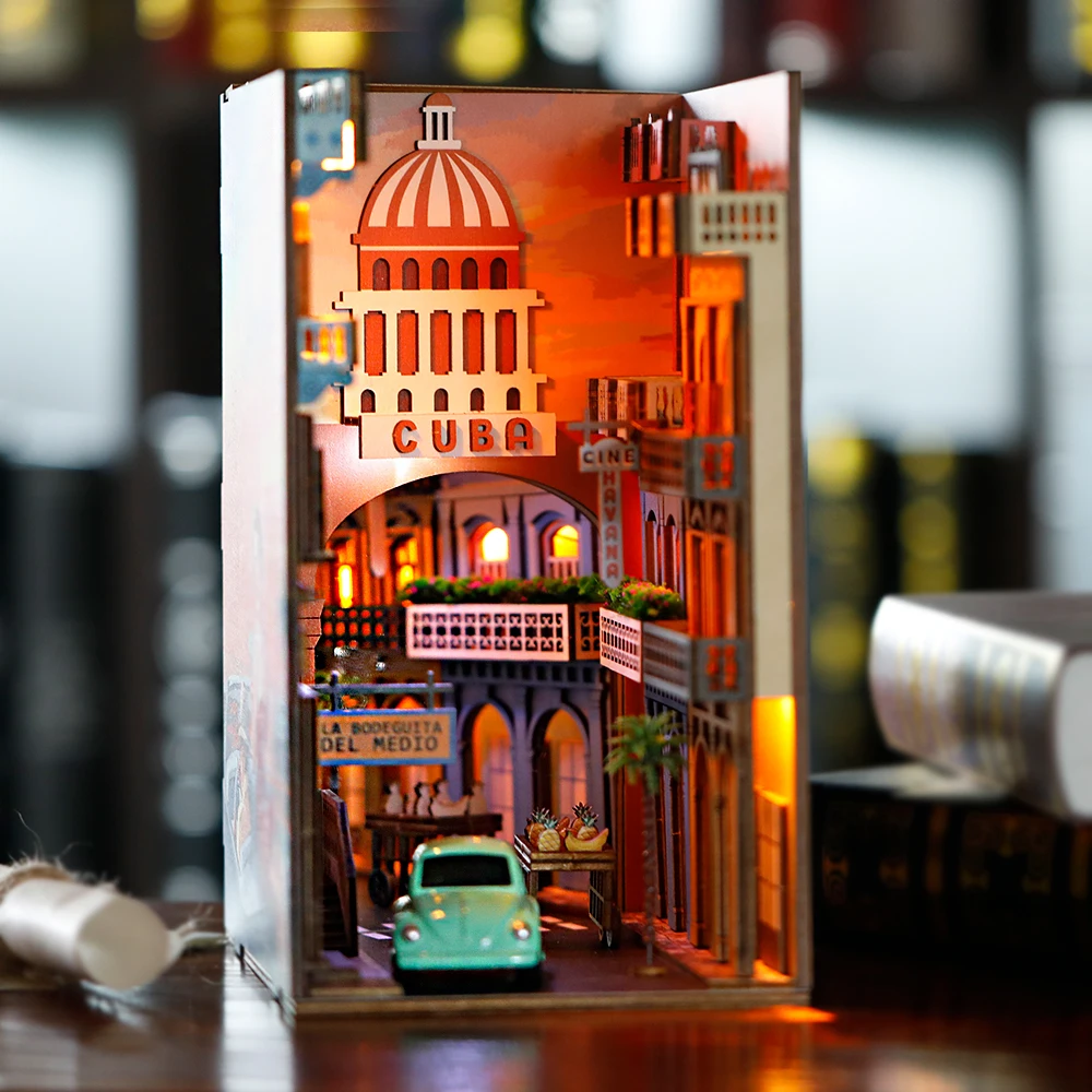 Cutebee Knihy Kút DIY Drevené Dreamland z Alase Regálové Zostavy Miniatúrne Nábytok Skrinka Vložiť Model Roombox Budovy Dary 0
